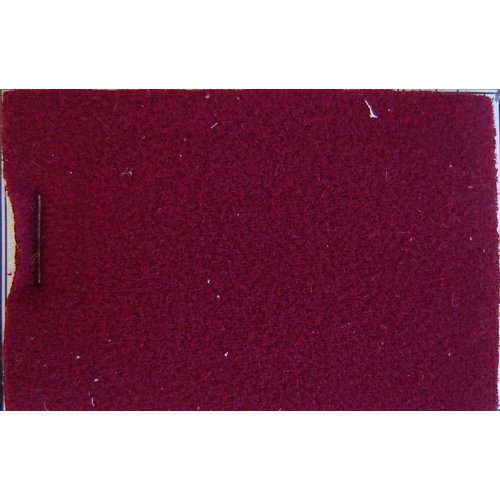  Material Etoffe couleur rouge + 3 mm de mousse (prix au metre largeur +/- 150 M) 
