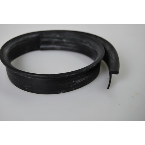  Citroën ID/DS Rubber strip on closing panel of rear fender (L 590 mm) Citroën ID/DS 