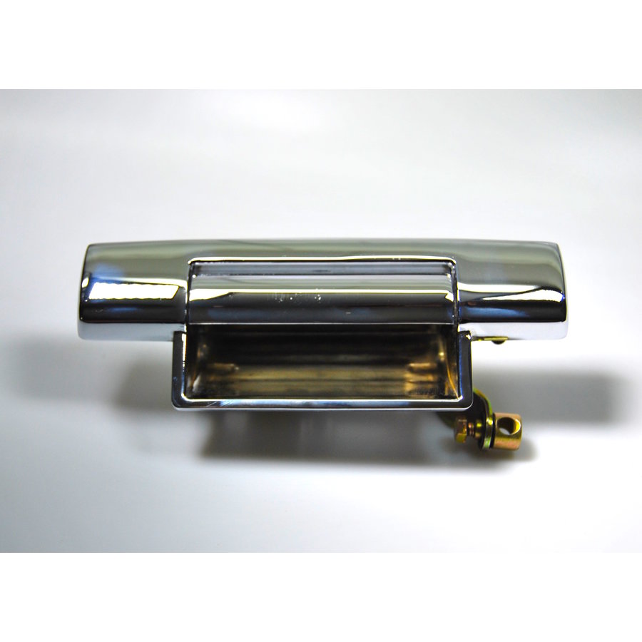 Door handle Left outside on the left (top quality). The handles are identically constructed in front and rear.  There is a difference between left and right.Suitable for Citroen DS, starting from year of construction 1972. Price per piece.  These handles-1