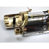 thumb-Türgriff außen links. Vorne + hinten sind die Griffe baugleich. Passend für Citroen DS, ab Baujahr 1972. Preise . Stück.   Guttes Kwalität.-5