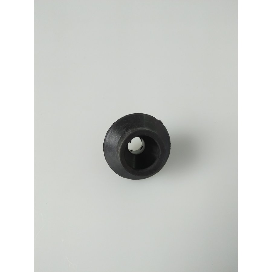 323.958.035 X 100 ----> 323.958.635 =Q100-3