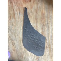thumb-Mudflap 2CV   Right = Left   These are made of pure rubber and for the later 2CV models, 1970's, 1980's-1