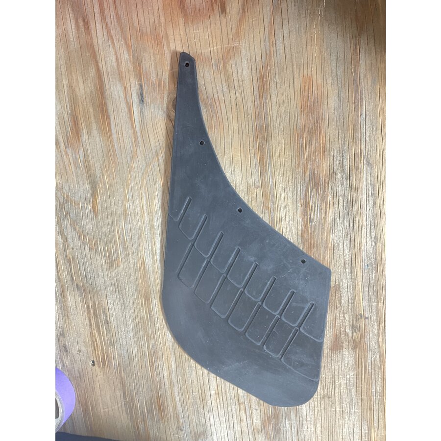 Mudflap 2CV   Right = Left   These are made of pure rubber and for the later 2CV models, 1970's, 1980's-1