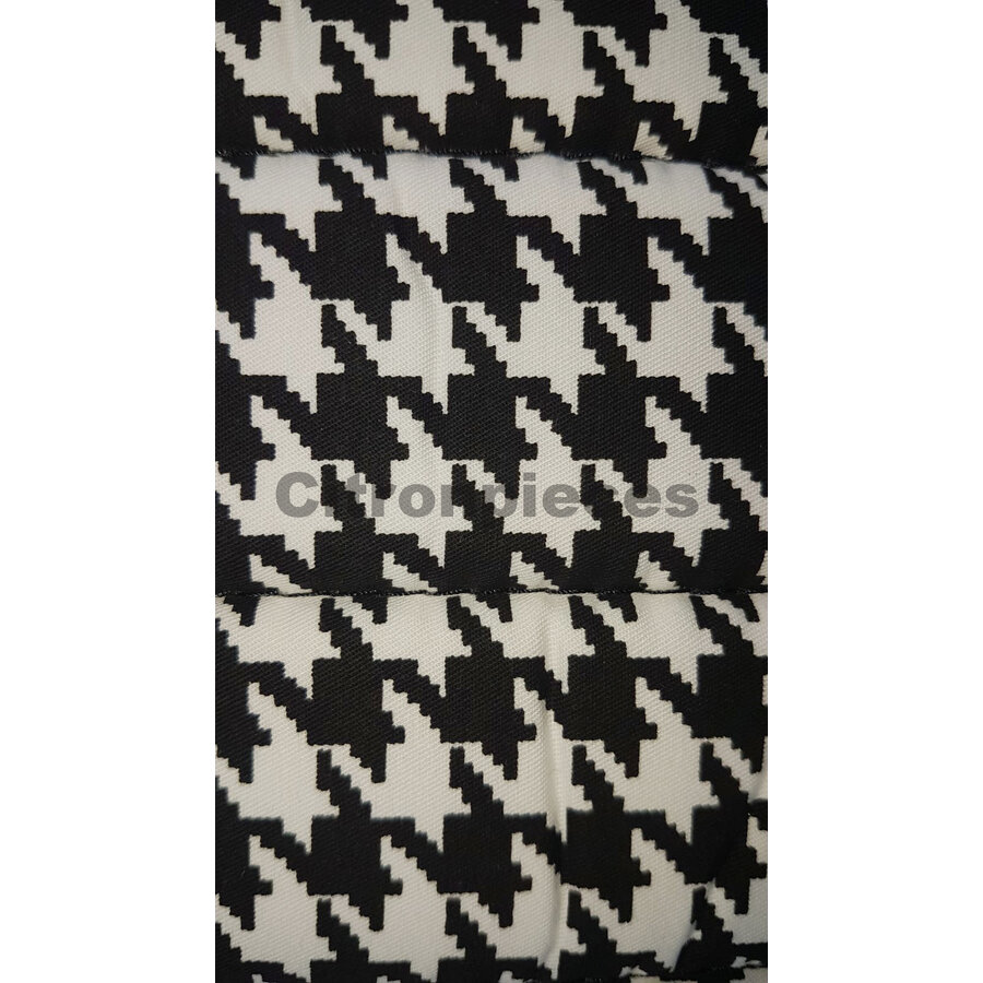 Set van 2 voorstoelhoezen (1 ronden hoek-assym) en 1 achterbank "pied de poule" (zwart wit) met zwart skai zijkanten.  Charleston Citroën 2CV. - Copy-2