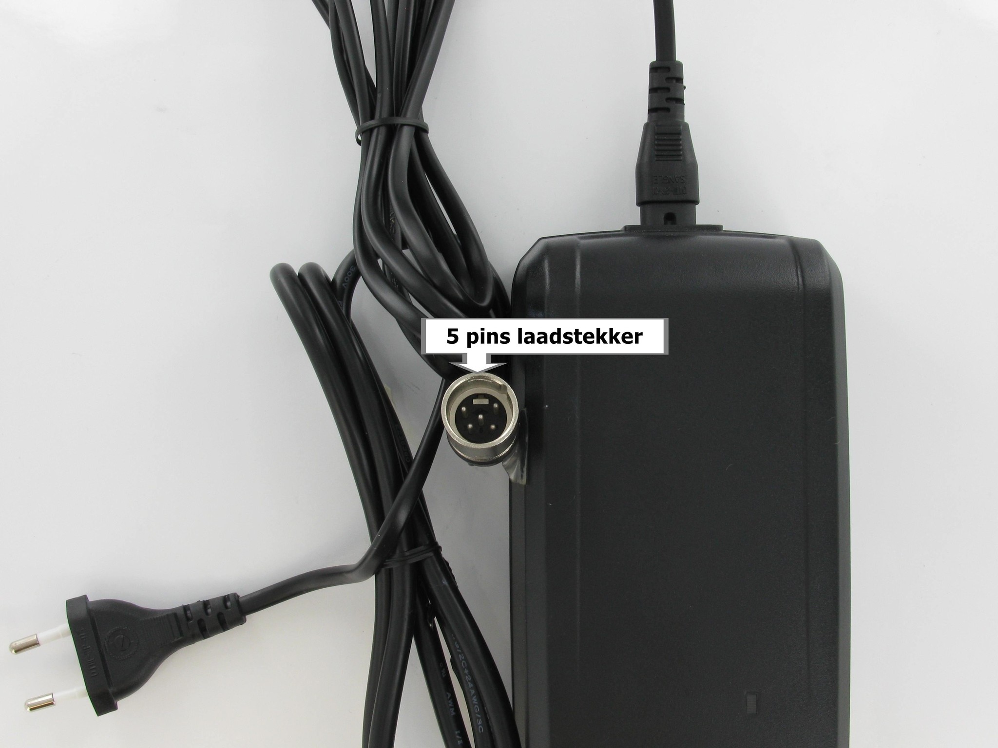 Coming Data 3A Battery Charger For Giant E-Bikes – 3-Pin Port (Fits E+ Series)