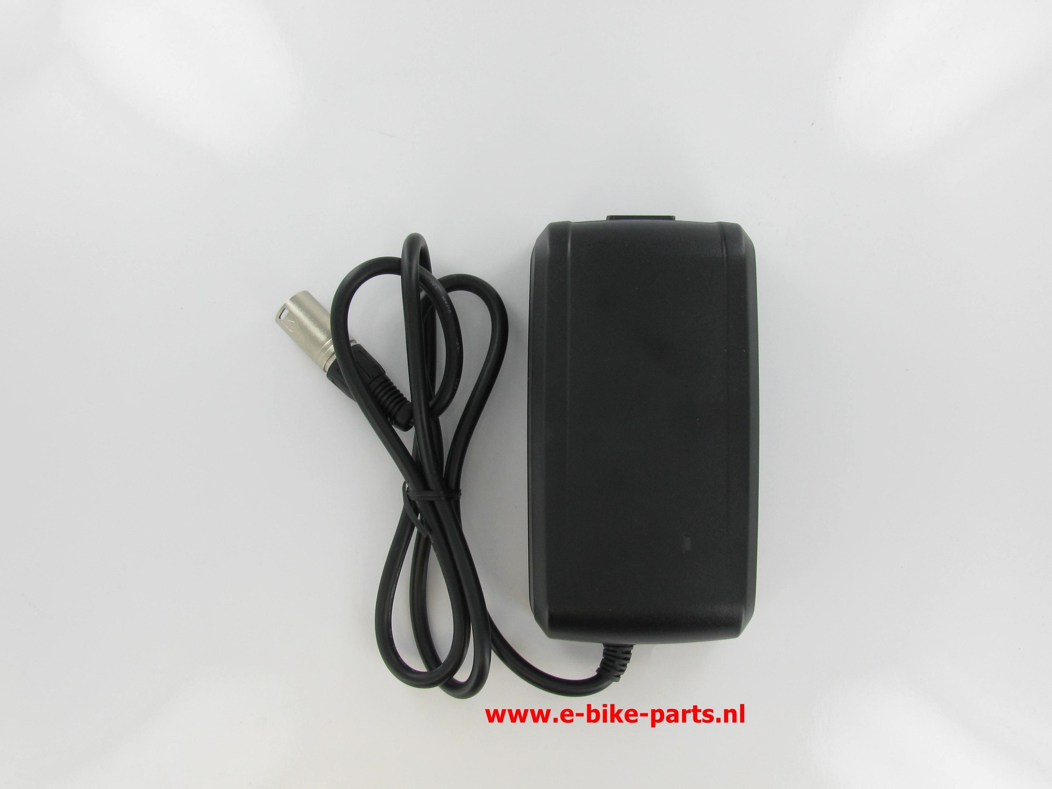 Giant Battery charger Giant 36 Volt 4 AMP 3 pole