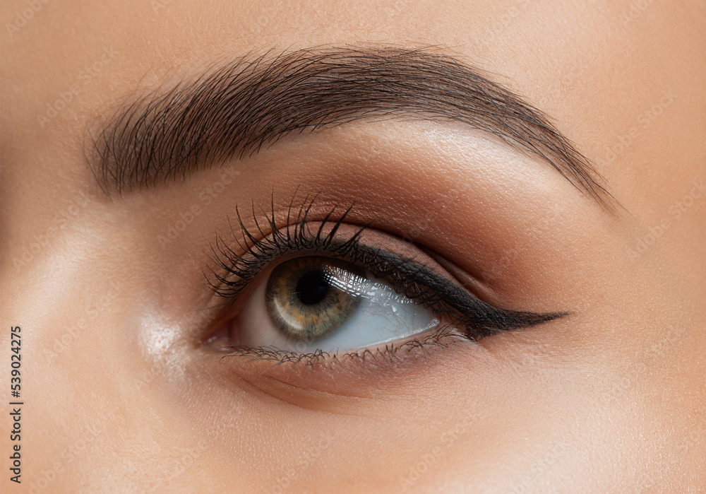 Eyeliner bij Norique