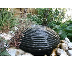Nebu In de meeste gevallen Geavanceerd Waterornament Ufo in 2 maten - Eliassen Home & Garden Pleasure