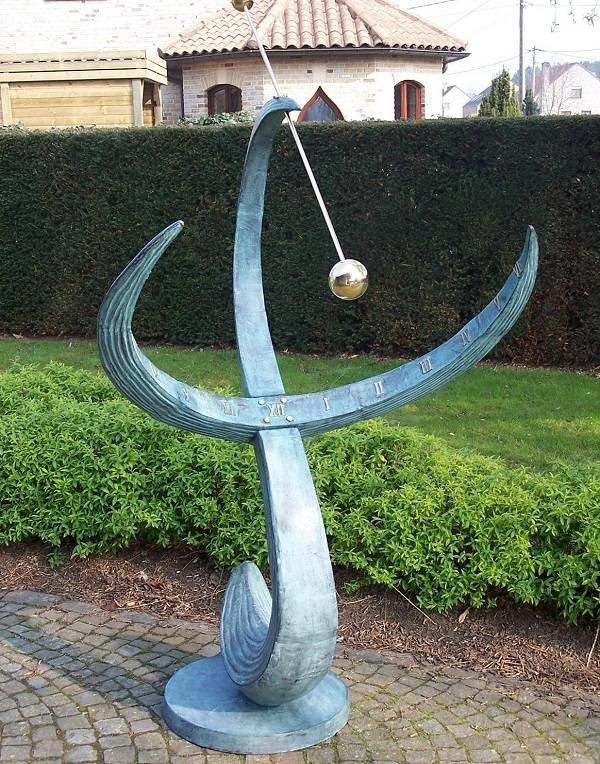 Sonnenuhr Bronze modern super groß Eliassen.nl Eliassen Home