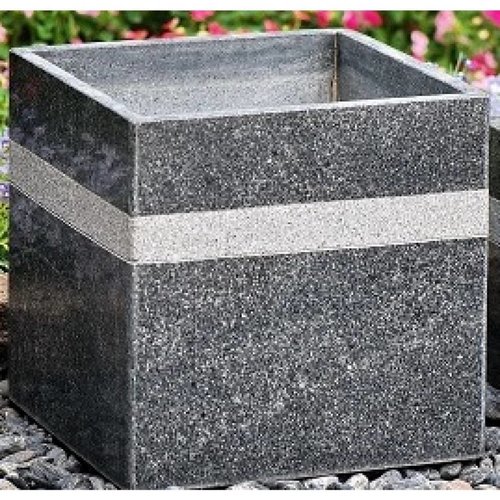kubuspot mit Granitstreifen kubuspot mit Granitstreifen