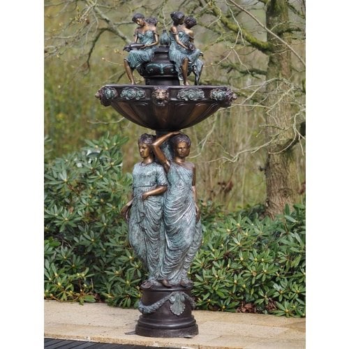 Eliassen Brunnen Bronze mit 3 Frauen Eliassen Brunnen Bronze mit 3 Frauen