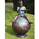 Eliassen Bronzejunge auf Globus Eliassen Bronzejunge auf Globus