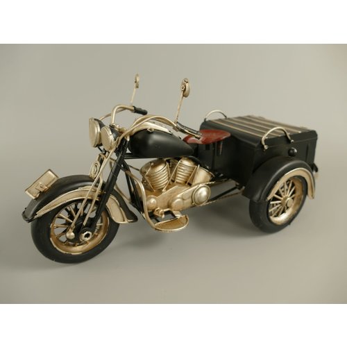 Miniatuur motor met bak Miniatuur motor met bak