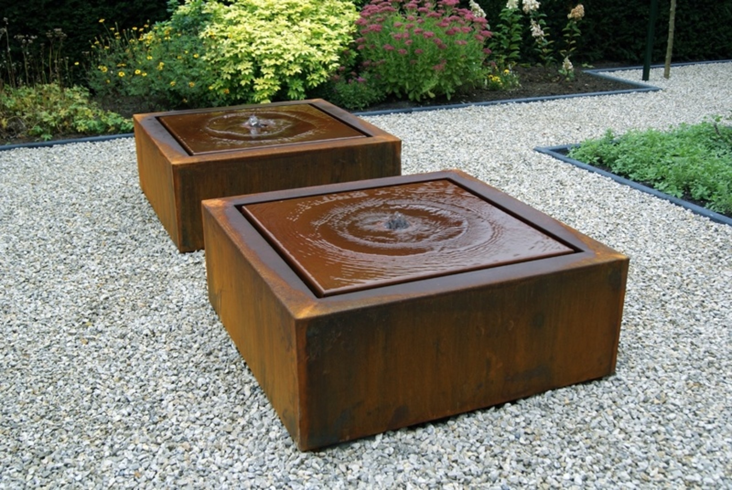 Adezz Water table Corten steel Square 120x120x40cm Eliassen Home