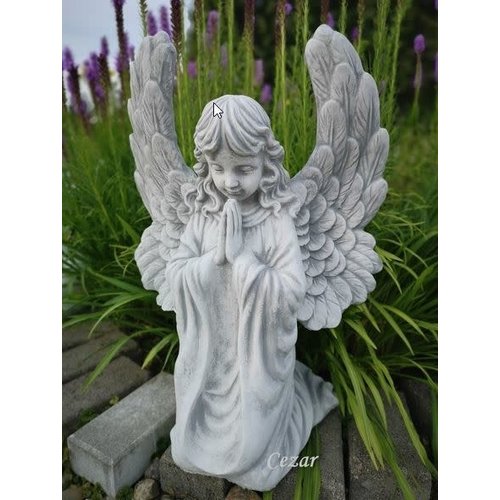 Statue Angel kneeling and praying 54cm Statue Angel kneeling and praying 54cm