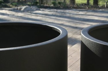 ADEZZ planters polyester