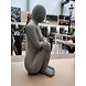 Bild sitzende Frau grau 42cm Bild sitzende Frau grau 42cm