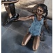 Bronzen beeld meisje met schelp 59cm Bronzen beeld meisje met schelp 59cm