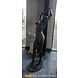 Bronzeskulptur anmutig stehende Frau 207 cm. Bronzeskulptur anmutig stehende Frau 207 cm.