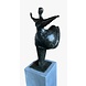 Bronzeskulptur anmutige fette Dame 87 cm. Bronzeskulptur anmutige fette Dame 87 cm.