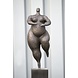 Bronzen sierlijke dikke dame 75cm. Bronzen sierlijke dikke dame 75cm.