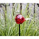 Glazen vogel op tuinsteker rood 90cm. Glazen vogel op tuinsteker rood 90cm.