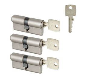 M&C M&C Casa 3 cilinders 30/30 met 5 sleutels 30/30 SKG** M&C M&C Casa 3 cilinders 30/30 met 5 sleutels 30/30 SKG**