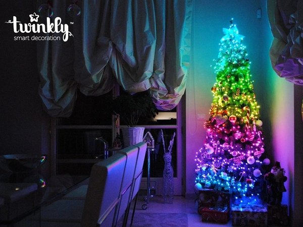 Twinkly Twinkly String miniverlichting met app 20 m met 250 LED lampen multi en warm wit - Transparant kabel Twinkly Twinkly String miniverlichting met app 20 m met 250 LED lampen multi en warm wit - Transparant kabel