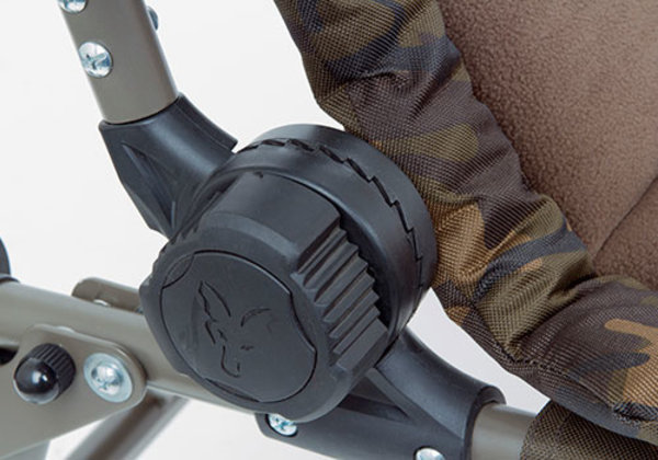 Fox Fox R1 camo recliner chair - Vissers Stoel - Camouflage Fox Fox R1 camo recliner chair - Vissers Stoel - Camouflage