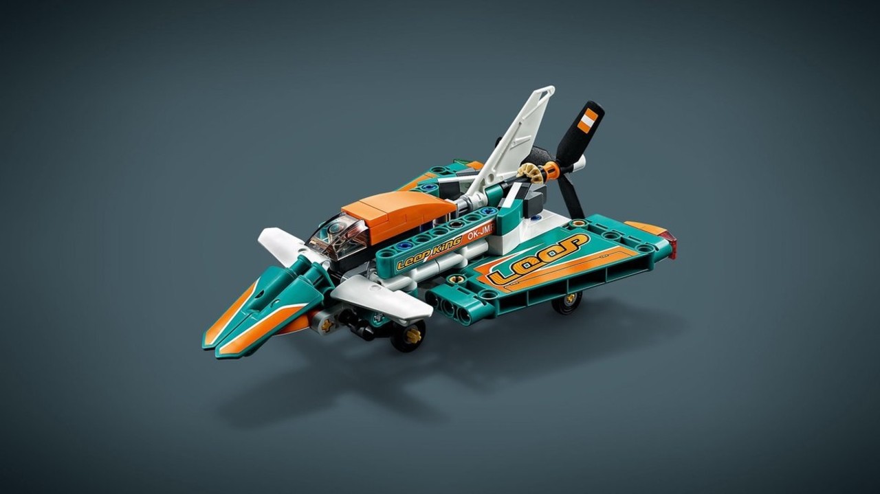 Lego Technic Racevliegtuig - 42117 Lego Technic Racevliegtuig - 42117