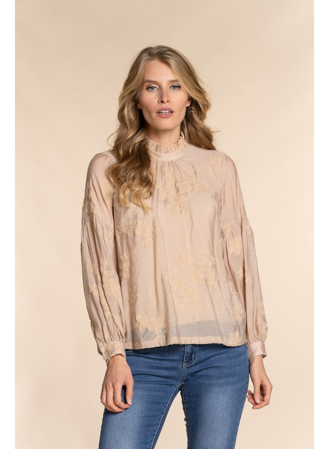 BLOUSE EMBROIDERED FLOWERS 23072-26 2202 SAND
