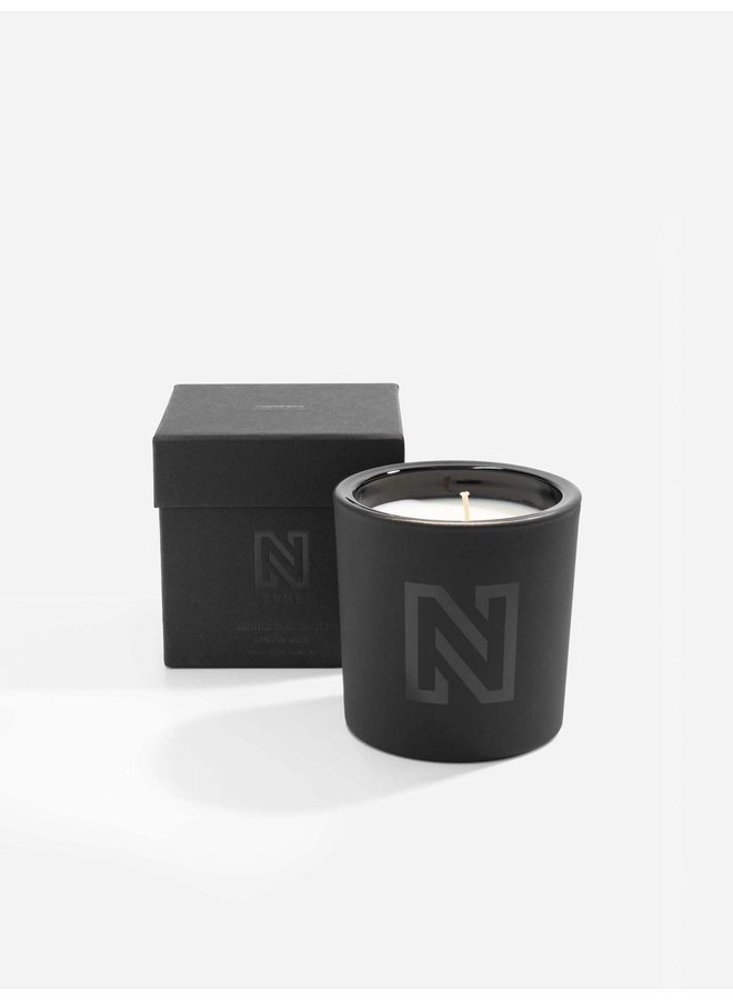 LONDON MUSE SCENTED HOME CANDLE
