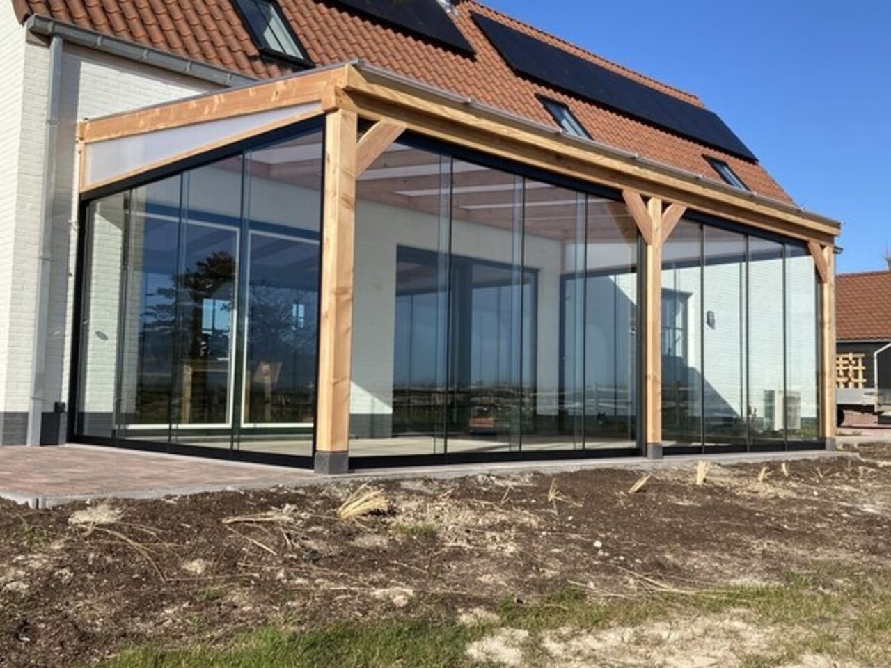 Glazen Schuifwand 2 spoor - 4 delig Glazen Schuifwand 2 spoor - 4 delig