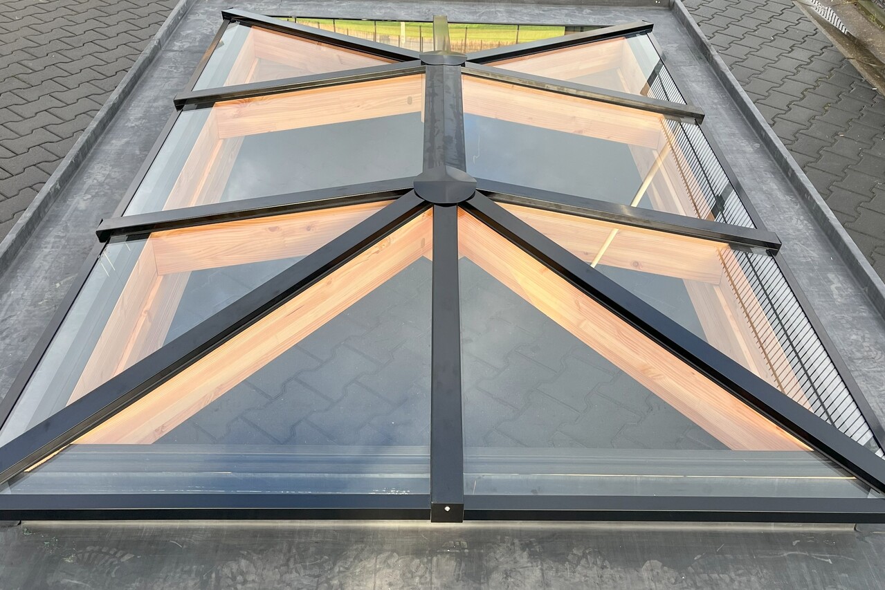 Pext Lichtstraat Schilddak Pext Lichtstraat Schilddak