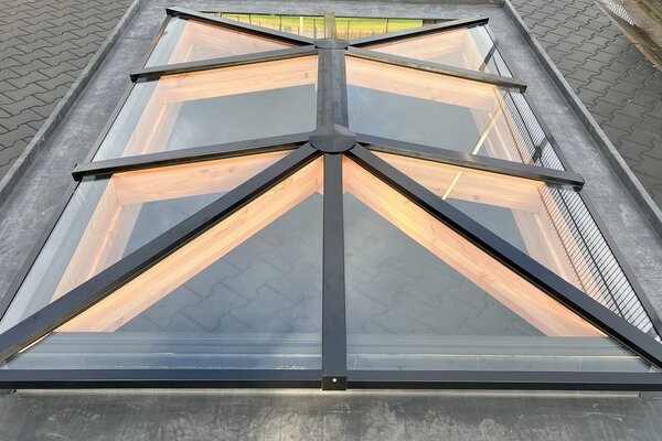 Pext Lichtstraat Schilddak Pext Lichtstraat Schilddak