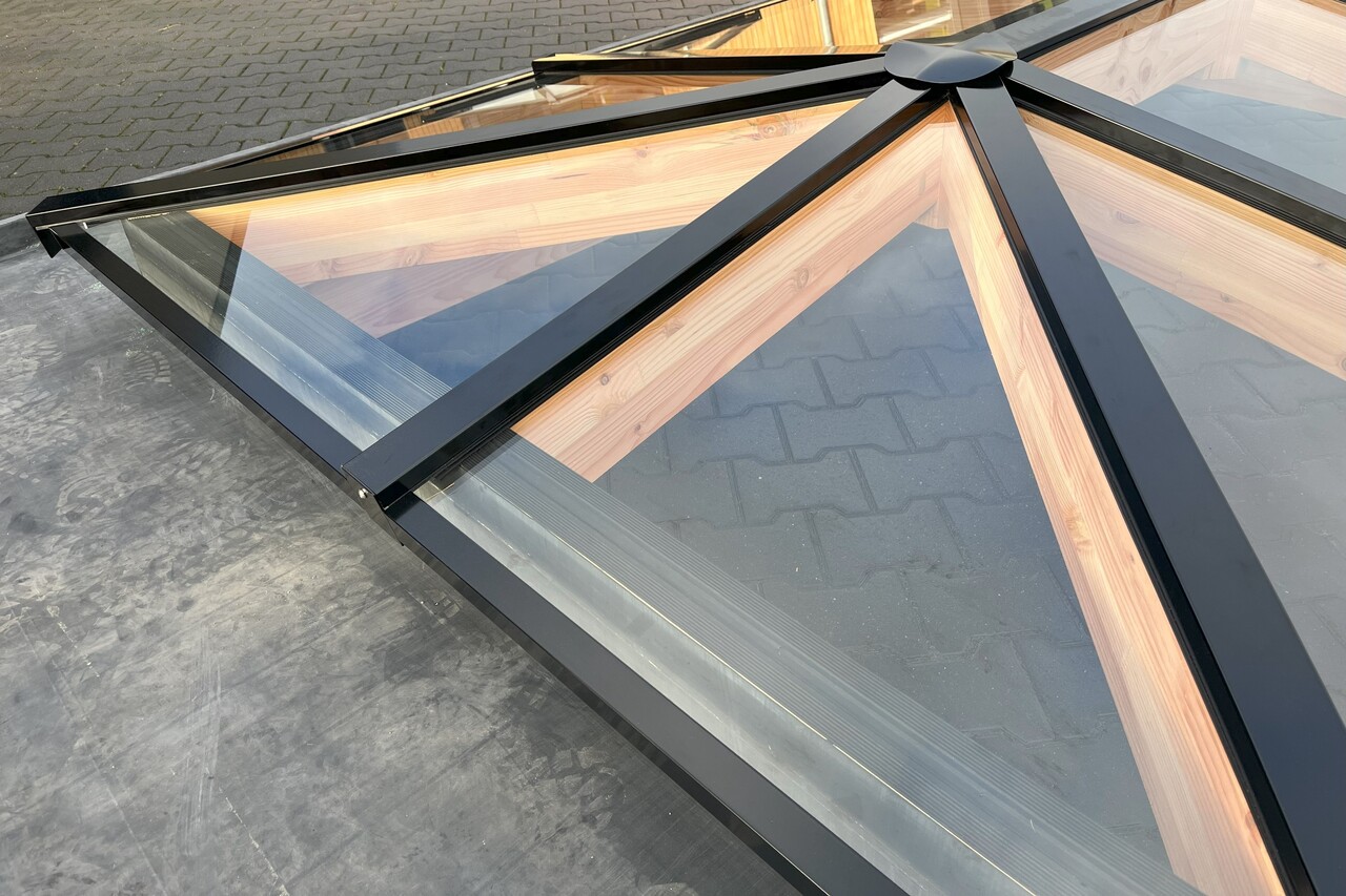 Pext Lichtstraat Schilddak Pext Lichtstraat Schilddak