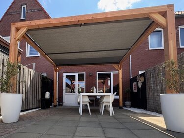 Pergola zonwering