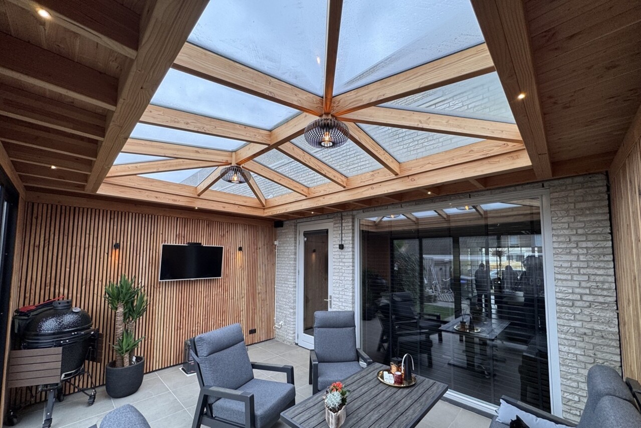 Pext Lichtstraat Schilddak