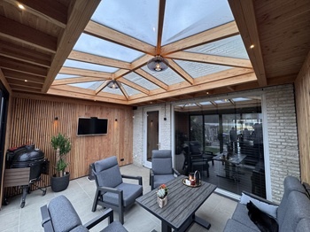 douglas overkapping met lichtstraat