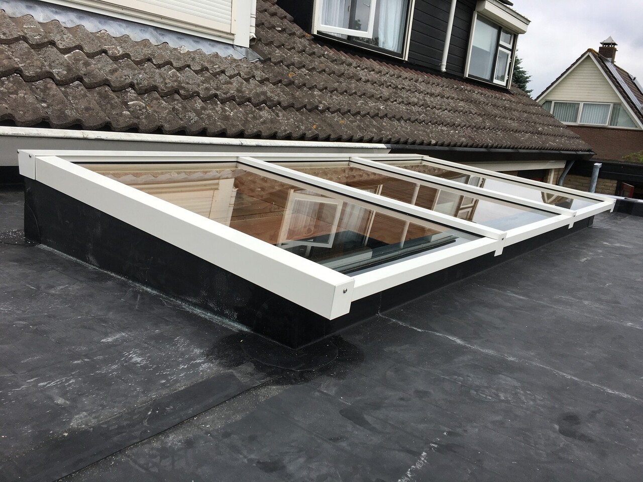 Lichtstraat Lessenaarsdak HR++