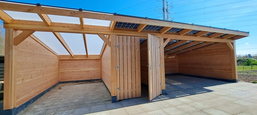 Carport met zonnepanelen