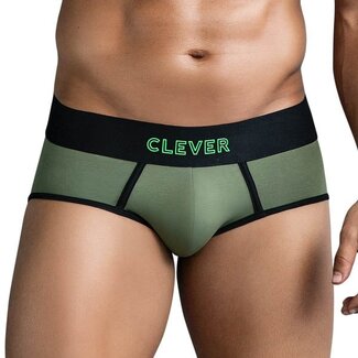 Clever Clever spot<br />
  piping brief