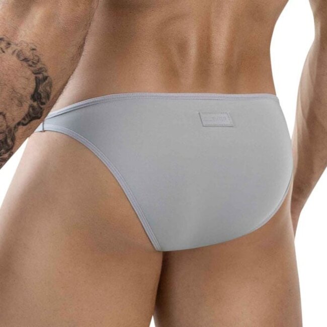clever oomph brief