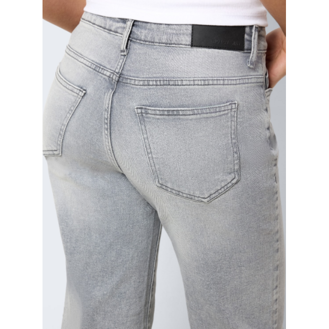 Noisy may Jeans