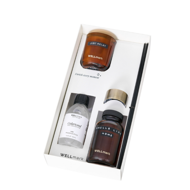 Wellmark Home fragrance set cedarwood