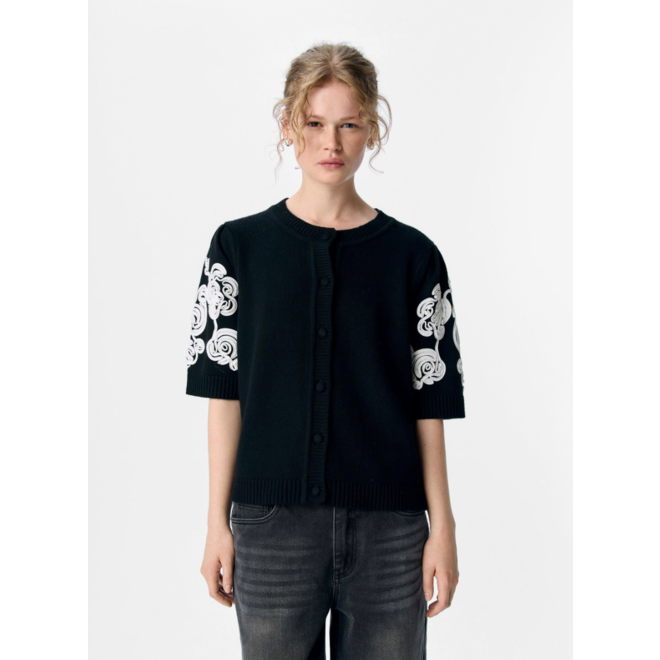 Trui met detail op mouwen