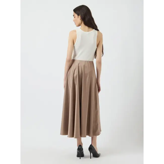 YAS lange rok in satijnlook