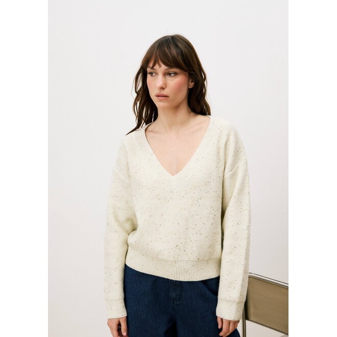 opengewerkte trui creme