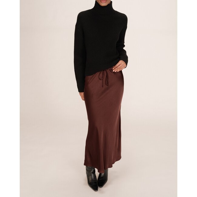 Grace&Mila rok silk look chocoladebruin