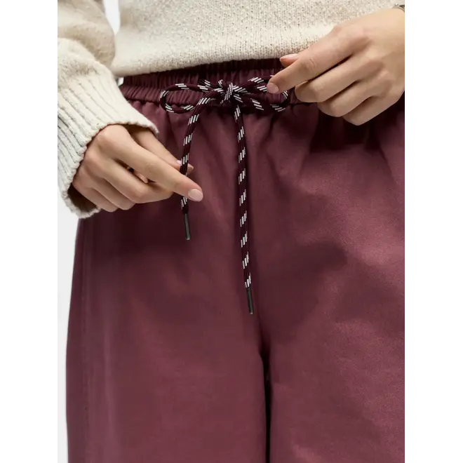 barrel pant met strikdetail